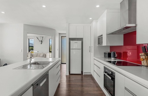 Albert Town Casa | The Alpine Patch - Wanaka Holiday Home