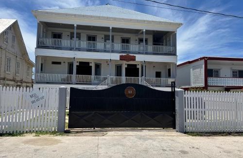 Belize City Cama Y Desayuno | The Ambassador's Terrace