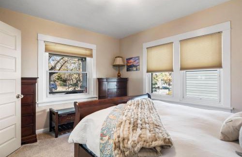 Prescott Casa | The American Dream Historic S Mt Vernon Craftsman