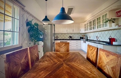 Olhao Villa | The ample Villa/ luxurious interior/4 mins from the beach!