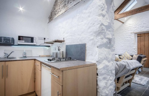 Castlemartin Casa | The Anchor Light - 1 Bed - Freshwest Beach Retreat