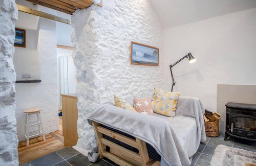 Castlemartin Casa | The Anchor Light - 1 Bed - Freshwest Beach Retreat