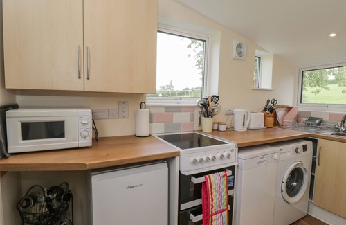Pylle Casa | THE ANCHORAGE, family friendly, with a garden in Ditcheat