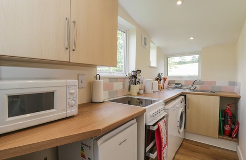 Pylle Casa | THE ANCHORAGE, family friendly, with a garden in Ditcheat