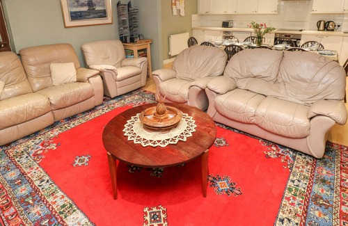 St Ishmaels Casa | THE ANCHORAGE, family friendly, with a garden in Milford Haven