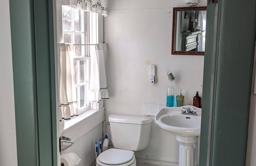 Warm Springs Cama Y Desayuno | The Anderson Cottage Bed & Breakfast