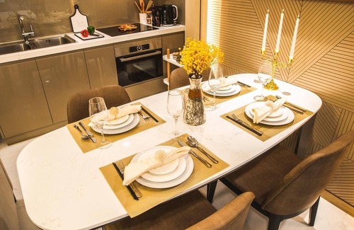 Hang Xanh Apartamento | The apartment is located in the Landmark 81 commercial center