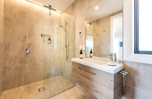 Omiha Casa | The Apartment at Te Whau Point