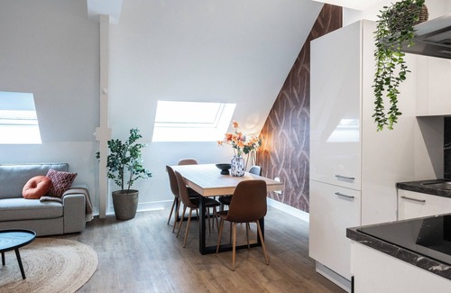 Municipality of Tilburg Apartamento | El apartamento cuenta con 3 buenas habitaciones, aire acondicionado y camas nuevas.