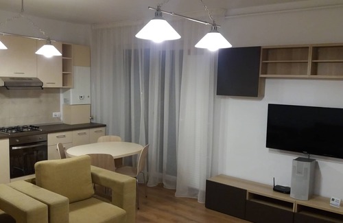 Ploiesti Apartamento | el apartamento es ideal para familias, acogedor para pasar una maravillosa estancia