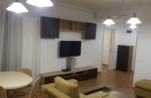 Ploiesti Apartamento | el apartamento es ideal para familias, acogedor para pasar una maravillosa estancia