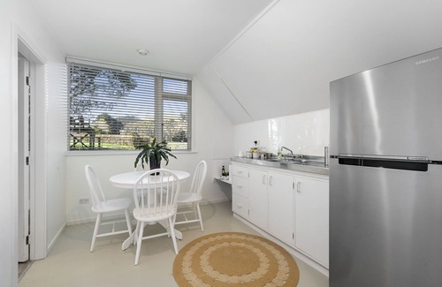 Te Horo Cabaña | The Apartment - The Lodge Te Horo