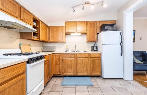 Lower Avenues Apartamento | The Aquamarine Suite -Walk Downtown-40 mins to Ski