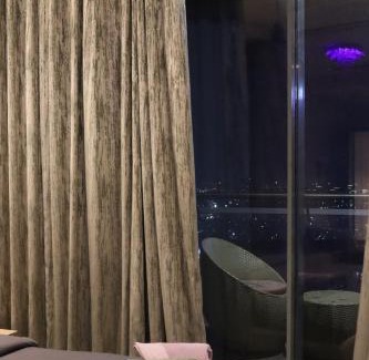 Noida Apartamento | The Arc - Supernova