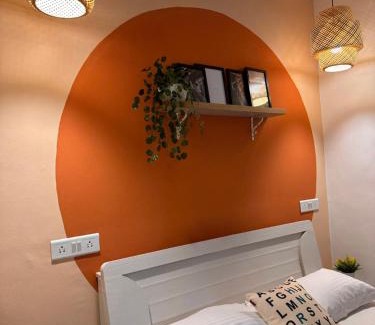 Koregaon Park Apartamento | The Arch: Private Studio Room in Koregaon Park