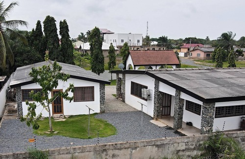 Ada Chalet De Esquí | Charming and cozy 2-bedroom Chalet at The Arden’s in serene Big Ada