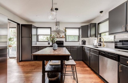 Winston - Salem Casa | The Ardmore Chalet WS