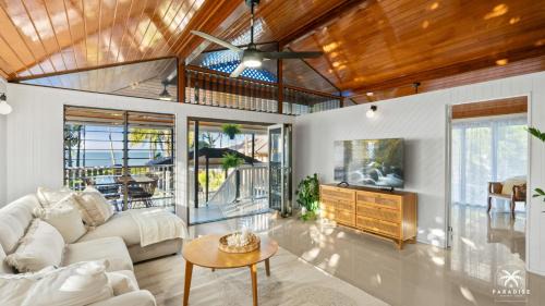 Clifton Beach Casa | The Arlington Beach House