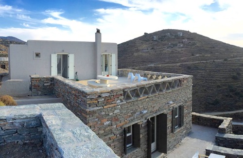 Vourkari Casa | La Casa de Arte. Familiar, Unique Ubicación. Skolidays!