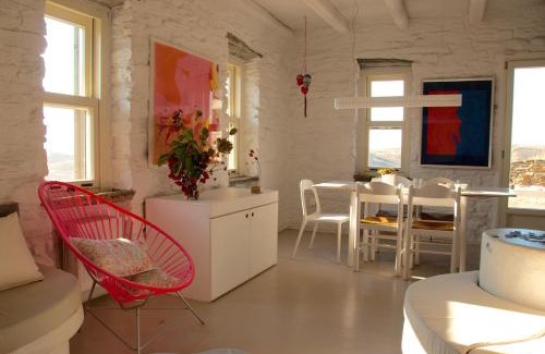 Vourkari Casa | The Art House