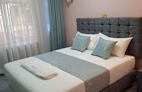 Naivasha Hotel | The Art Place Hotel Naivasha