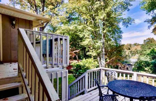 Green Valley Casa | The Artist…Bright & Relaxing Entire Home sleeps 5
