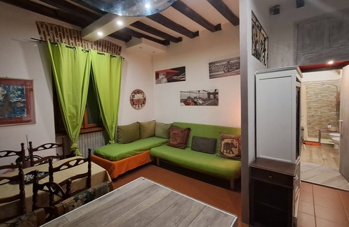 Centro Direzionale Apartamento | THE ARTISTIC HOUSE