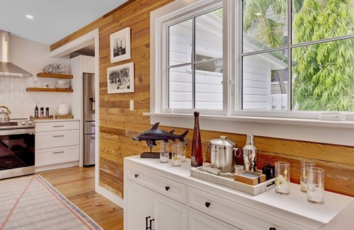 Key West Historic District Casa | **THE ARTIST’S AVIARY @ OLD TOWN** Newly Renovated Home & Pool + LAST KEY SERVIC