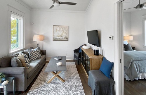 Rosemary Beach Villa | The At Rosemary Carriage House 1 Bedroom Villa by Redawning