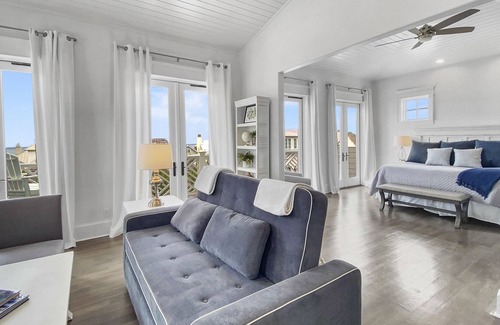 Rosemary Beach Casa | The At Rosemary 4 Bedroom Home by Redawning