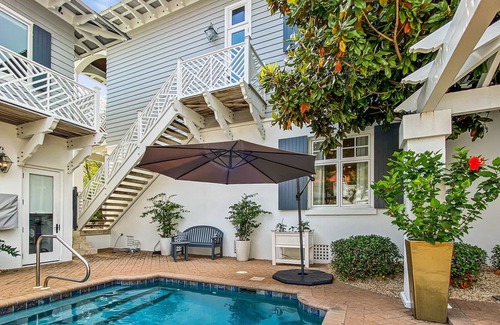 Rosemary Beach Casa | The At Rosemary 4 Bedroom Home by Redawning