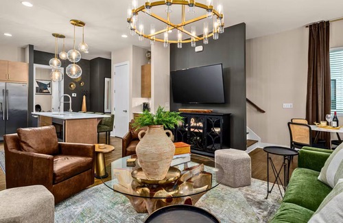 Talbot's Corner Casa | The Atelier House - Four Bedroom House, Sleeps 10