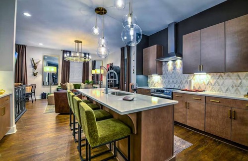 Talbot's Corner Casa | The Atelier House - Four Bedroom House, Sleeps 10