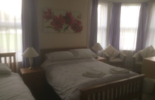 Jesmond Cama Y Desayuno | The Avenue