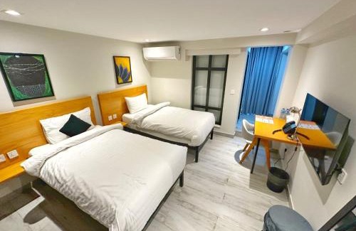 Blue Area Hotel | The Avenue Hotel