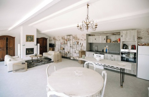Pernes-les-Fontaines Apartamento | The Aviary - Pernes-les-Fontaines