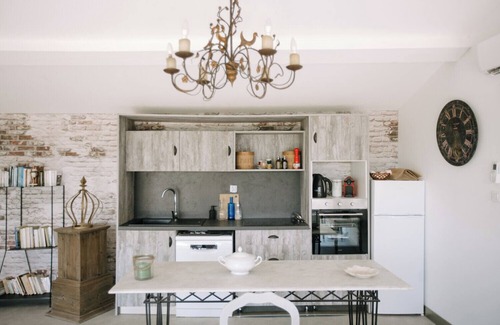 Pernes-les-Fontaines Apartamento | The Aviary - Pernes-les-Fontaines