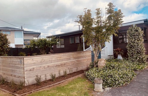 One Tree Point Casa | The Bach @ Marsden Waterfront