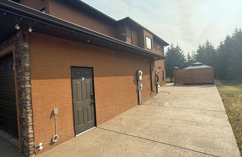 Candle Lake Cabaña | The Back Nine House - 4BR Luxury Near Candle Lake Golf