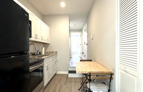 North Philadelphia West Apartamento | The Balcony At Brewerytown Philly Philadelphia 1BR/1Bath HVAC,HDTV W/D INUNIT
