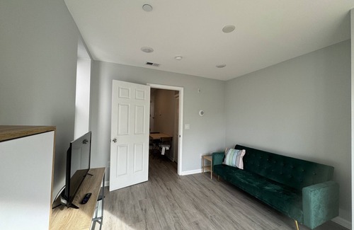 North Philadelphia West Apartamento | The Balcony At Brewerytown Philly Philadelphia 1BR/1Bath HVAC,HDTV W/D INUNIT