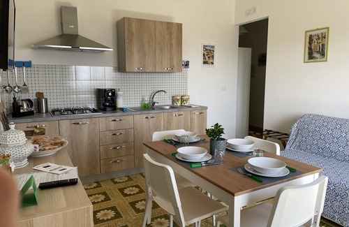Cammarata Apartamento | The Balcony on the Sicans