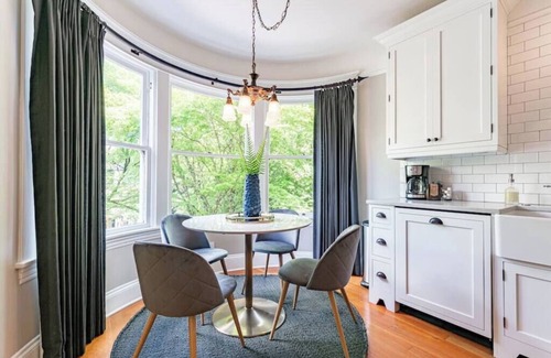Nob Hill Apartamento | The Baldwin: Luxury Penthouse- Steps from 23rd!