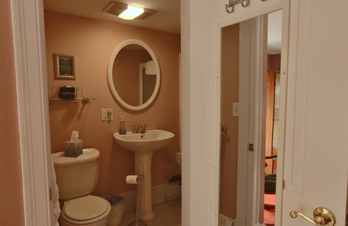 Meredith Casa | The Ballard House Inn