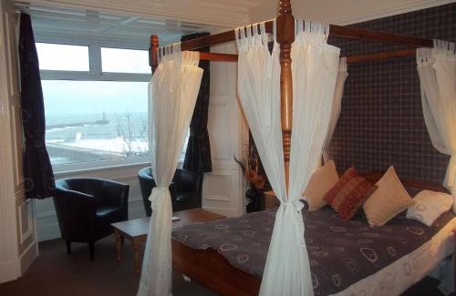 Roker Casa | The Balmoral & Terrace Guest Houses