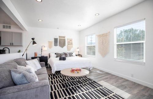 Central City Apartamento | The Barber Loft-Close to Downtown 35 Mins to Ski