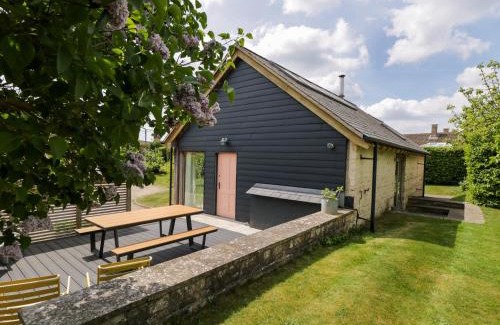 Colerne Casa | The Barn at Daubeneys