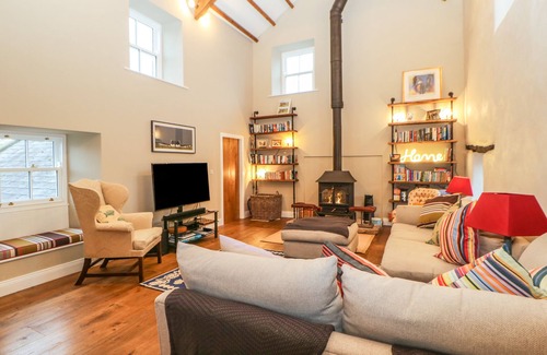 Matfen Casa | THE BARN, pet friendly, character holiday cottage in Matfen