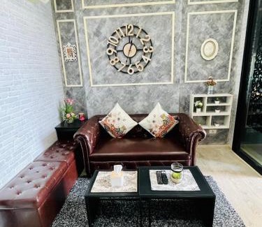 Pattaya Bay Apartamento | The base Condo luxury room by Numam