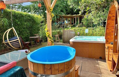 Hanham Casa | The Base Vegan Retreat Animal Sanctuary